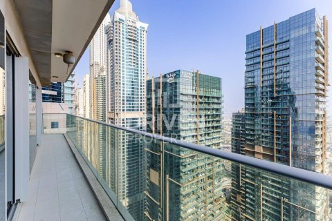 Apartment in Damac Heights, Dubai Marina, Dubai 2 bedrooms, 162.67 sq.m. № 128943 - photo 18