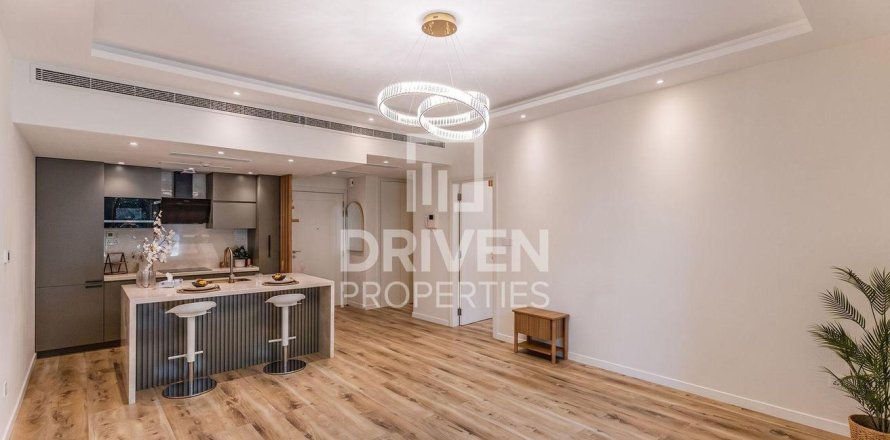 Apartment in Al Ghozlan, Greens, Dubai 1 bedroom, 69.86 sq.m. № 128866