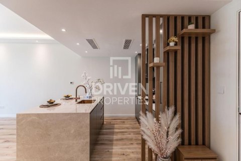 Apartment in Al Ghozlan, Greens, Dubai 1 bedroom, 69.86 sq.m. № 128866 - photo 3