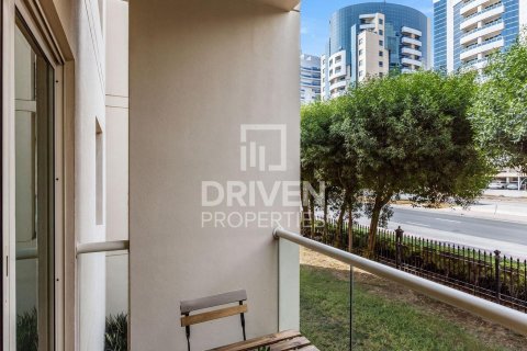 Apartment in Al Ghozlan, Greens, Dubai 1 bedroom, 69.86 sq.m. № 128866 - photo 11