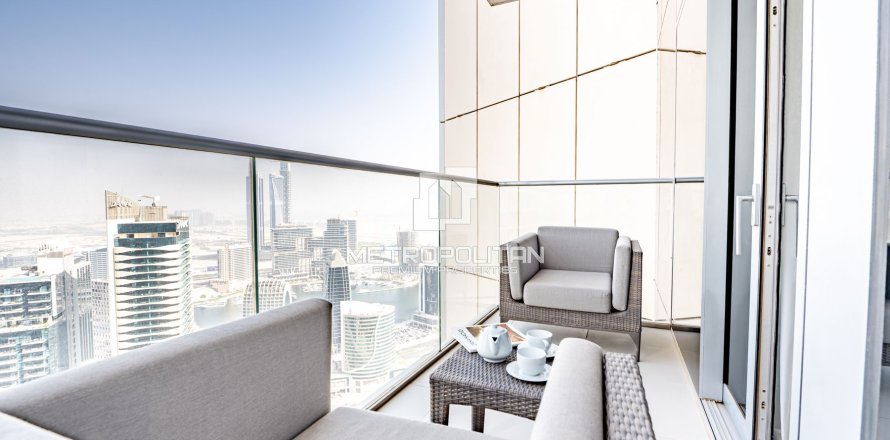 Квартира в The Address Residence Fountain Views, Даунтаун Дубай (Даунтаун Бурдж Дубай), Дубай, 1 спальня, 100м², № 73126