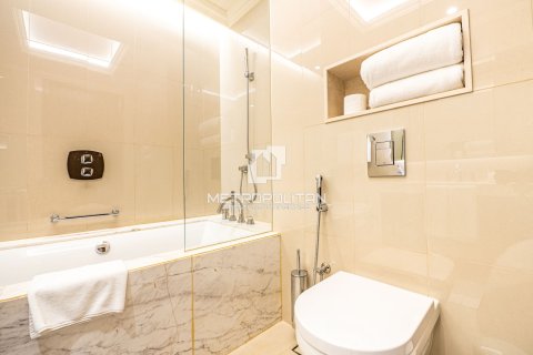 Снять в аренду квартиру в The Address Residence Fountain Views, Даунтаун Дубай (Даунтаун Бурдж Дубай), Дубай: 1 спальня, 100м², № 73126 - фото 12