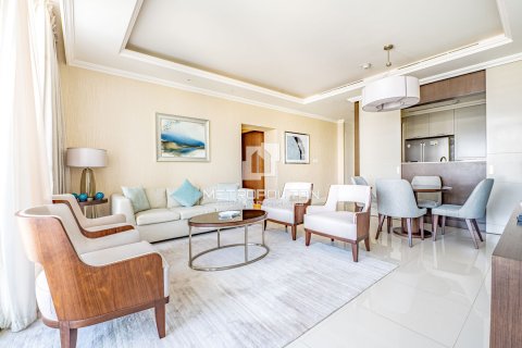 Снять в аренду квартиру в The Address Residence Fountain Views, Даунтаун Дубай (Даунтаун Бурдж Дубай), Дубай: 1 спальня, 100м², № 73126 - фото 2
