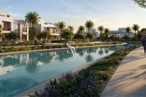 Villa en Dubai, 4 dormitorios, 816 m², № 85027