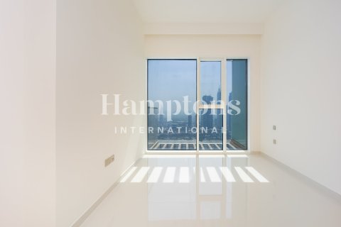 Снять в аренду квартиру в Dubai Harbour, Дубай: 3 спальни, 181.81117100м², № 110539 - фото 10