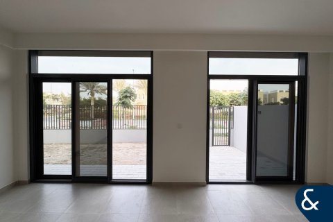 فيلا في مُدُنْ, دبي 4 غرف نوم, 237 م² رقم 79116 - صورة 3