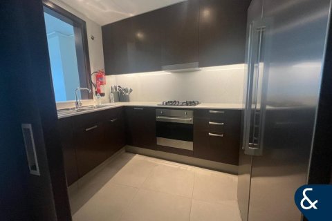 Снять в аренду квартиру в Даунтаун Дубай (Даунтаун Бурдж Дубай), Дубай: 2 спальни, 153м², № 79134 - фото 4