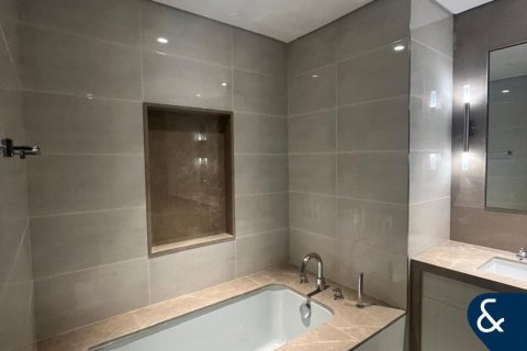 Снять в аренду квартиру в Даунтаун Дубай (Даунтаун Бурдж Дубай), Дубай: 2 спальни, 153м², № 79134 - фото 15