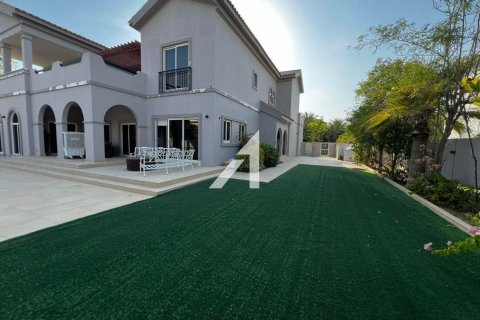 Villa à The Villa, Dubai, 5 chambres, 1116.6 m², № 58484 - photo 1