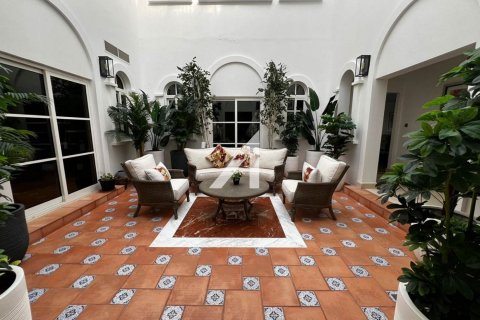 Villa à The Villa, Dubai, 5 chambres, 1116.6 m², № 58484 - photo 6