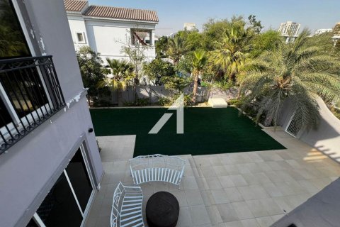 Villa à The Villa, Dubai, 5 chambres, 1116.6 m², № 58484 - photo 5