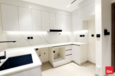 Apartment in Dubai 2 bedrooms, 95.9 sq.m. № 41577 - photo 7