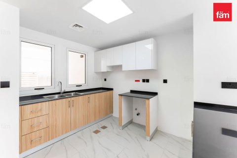 Townhouse in Dubai 2 bedrooms, 94.9 sq.m. № 41591 - photo 13