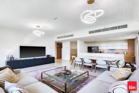 Apartment in Dubai Hills Estate, Dubai 2 bedrooms, 175 sq.m. № 42941 - photo 2