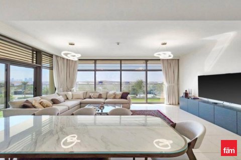 Apartment in Dubai Hills Estate, Dubai 2 bedrooms, 175 sq.m. № 42941 - photo 1