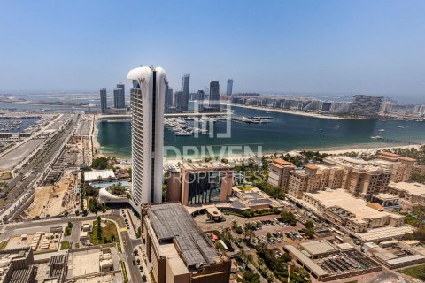 Apartment in Dubai Marina, Dubai 3 bedrooms, 202 sq.m. № 65154 - photo 17