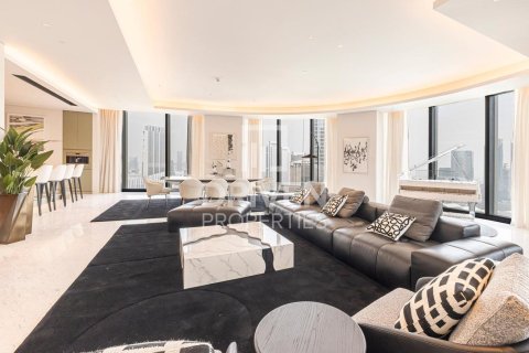 Penthouse in Opera District, Downtown Dubai (Downtown Burj Dubai), Dubai 4 bedrooms, 492 sq.m. № 65145 - photo 1