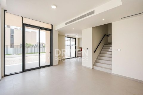 Villa in EMAAR South, Dubai South (Dubai World Central), Dubai 4 bedrooms, 231 sq.m. № 66526 - photo 5