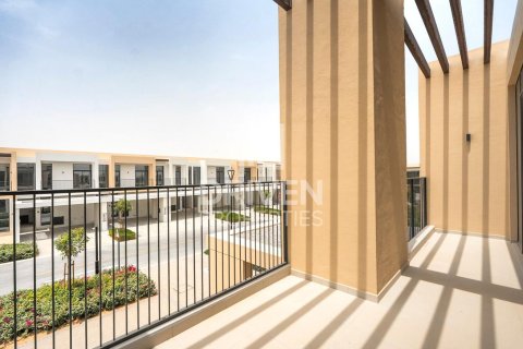 Villa in EMAAR South, Dubai South (Dubai World Central), Dubai 4 bedrooms, 231 sq.m. № 66526 - photo 25