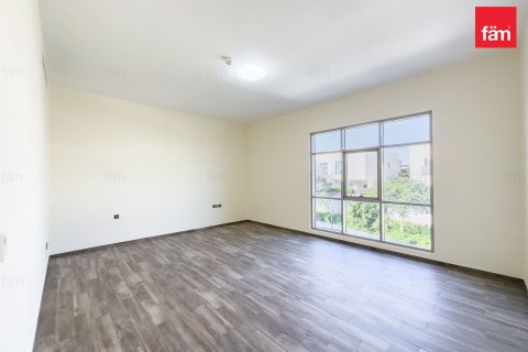 Villa in Al Furjan, Dubai 4 bedrooms, 619 sq.m. № 93420 - photo 27