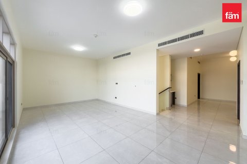 Villa in Al Furjan, Dubai 4 bedrooms, 619 sq.m. № 93420 - photo 20