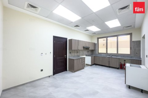 Villa in Al Furjan, Dubai 4 bedrooms, 619 sq.m. № 93420 - photo 4