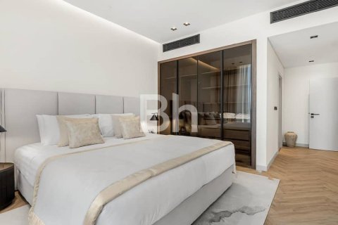 Снять в аренду квартиру в Пальме Джумейре, Дубай: 3 спальни, 222м², № 21441 - фото 16
