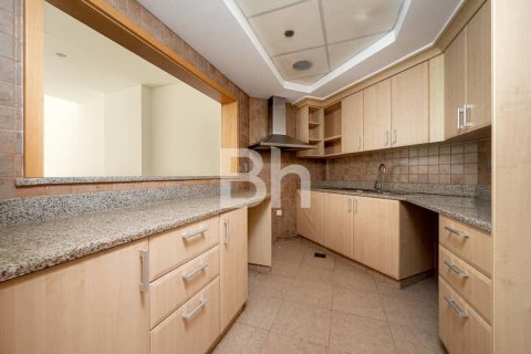 Снять в аренду квартиру в Пальме Джумейре, Дубай: 1 спальня, 106м², № 21439 - фото 4