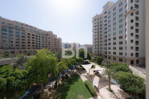 Снять в аренду квартиру в Пальме Джумейре, Дубай: 1 спальня, 106м², № 21439 - фото 2