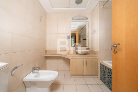 Снять в аренду квартиру в Пальме Джумейре, Дубай: 1 спальня, 106м², № 21439 - фото 8