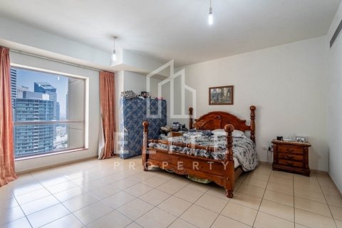 Apartment in Rimal, Jumeirah Beach Residence, Dubai 4 bedrooms, 256 sq.m. № 42202 - photo 12