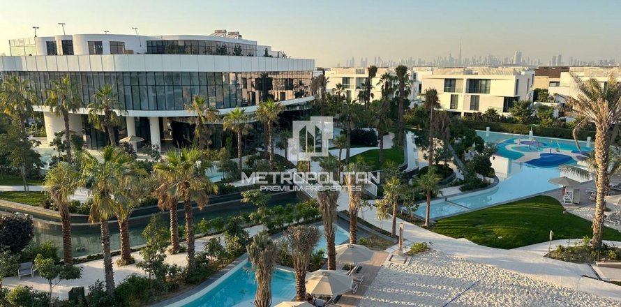 Townhouse in Al Barari, Dubai 4 bedrooms, 180 sq.m. № 74150