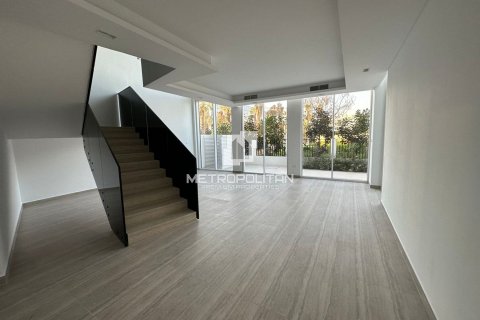 Townhouse in Al Barari, Dubai 4 bedrooms, 180 sq.m. № 74150 - photo 9