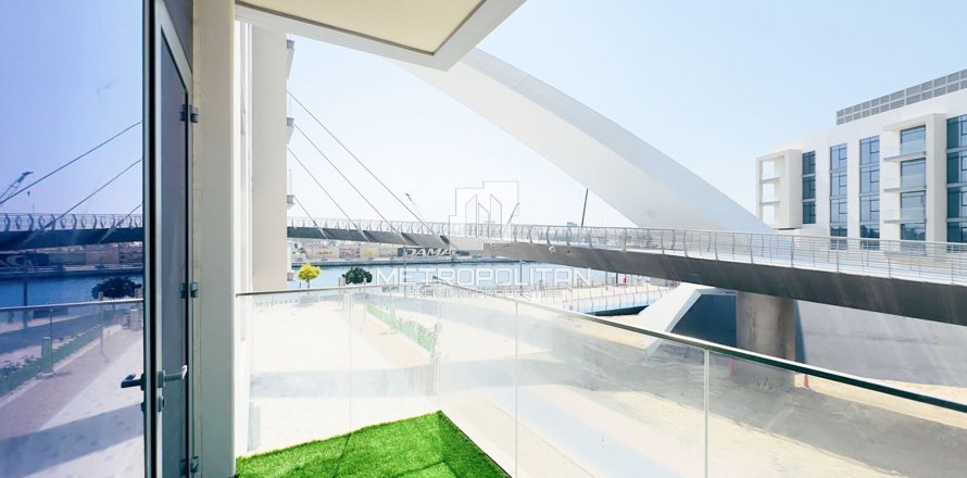 Appartement à Al Wasl, Dubai, 2 chambres, 124 m², № 74156