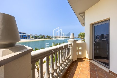 Villa à Garden Homes, Palm Jumeirah, Dubai, 5 chambres, 657 m², № 139076