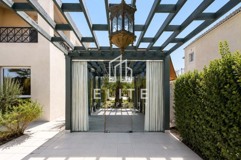 Villa à Living Legends, Dubai, 4 chambres, 903 m², № 139068
