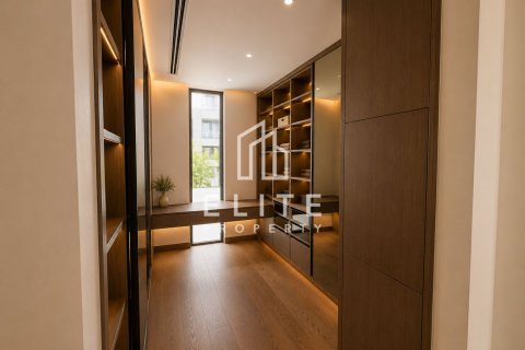 Villa en Tilal Al Ghaf, Dubai, 5 dormitorios, 578 m², № 139056 - foto 10