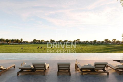 Villa in Dubai Investment Park, Dubai 4 bedrooms, 356.56 sq.m. № 126586 - photo 2