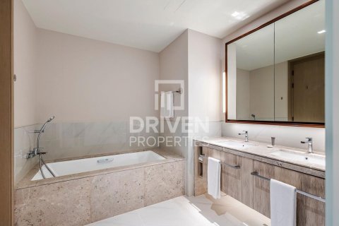 Apartment in Address Harbour Point, Dubai Creek Harbour (The Lagoons), Dubai 2 bedrooms, 101.64 sq.m. № 126588 - photo 12