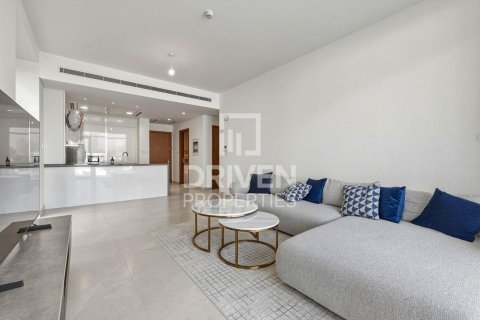 Apartment in Al Wasl, Dubai 2 bedrooms, 125.7 sq.m. № 128510 - photo 18