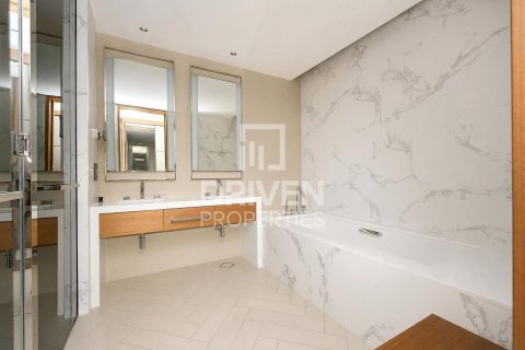 Apartment in The Address Residences Dubai Opera, Downtown Dubai (Downtown Burj Dubai), Dubai 2 bedrooms, 123.84 sq.m. № 128511 - photo 18