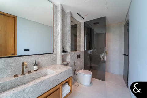 Купить виллу в Джумейра Гольф Эстейтс, Дубай: 5 спален, 672м², № 75464 - фото 22