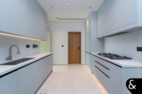 Купить виллу в Джумейра Гольф Эстейтс, Дубай: 5 спален, 672м², № 75464 - фото 15