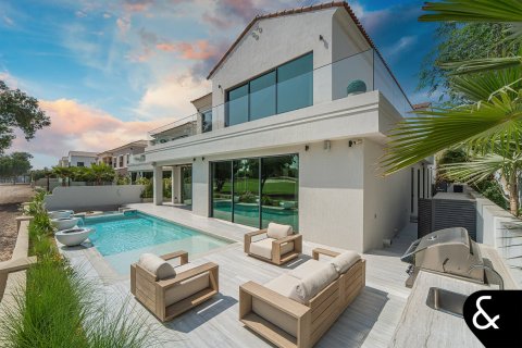 Купить виллу в Джумейра Гольф Эстейтс, Дубай: 5 спален, 672м², № 75464 - фото 30