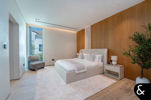 Купить виллу в Джумейра Гольф Эстейтс, Дубай: 5 спален, 672м², № 75464 - фото 21