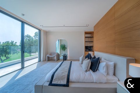 Купить виллу в Джумейра Гольф Эстейтс, Дубай: 5 спален, 672м², № 75464 - фото 17