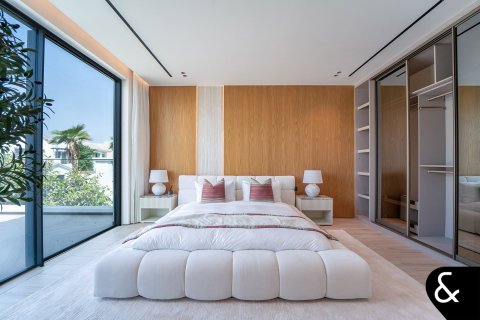 Купить виллу в Джумейра Гольф Эстейтс, Дубай: 5 спален, 672м², № 75464 - фото 16