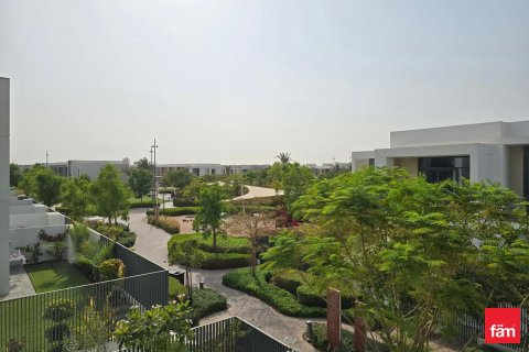 Townhouse in Dubai 4 bedrooms, 250 sq.m. № 48934 - photo 1