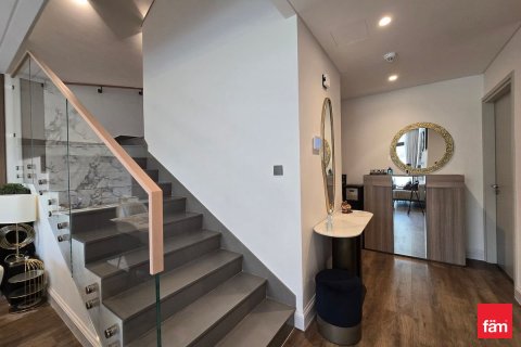 Townhouse in Dubai 4 bedrooms, 250 sq.m. № 48934 - photo 18