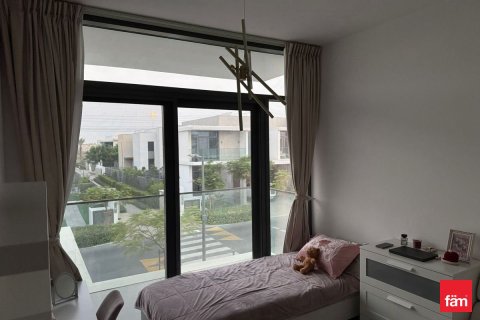 Townhouse in Dubai 4 bedrooms, 250 sq.m. № 48934 - photo 19